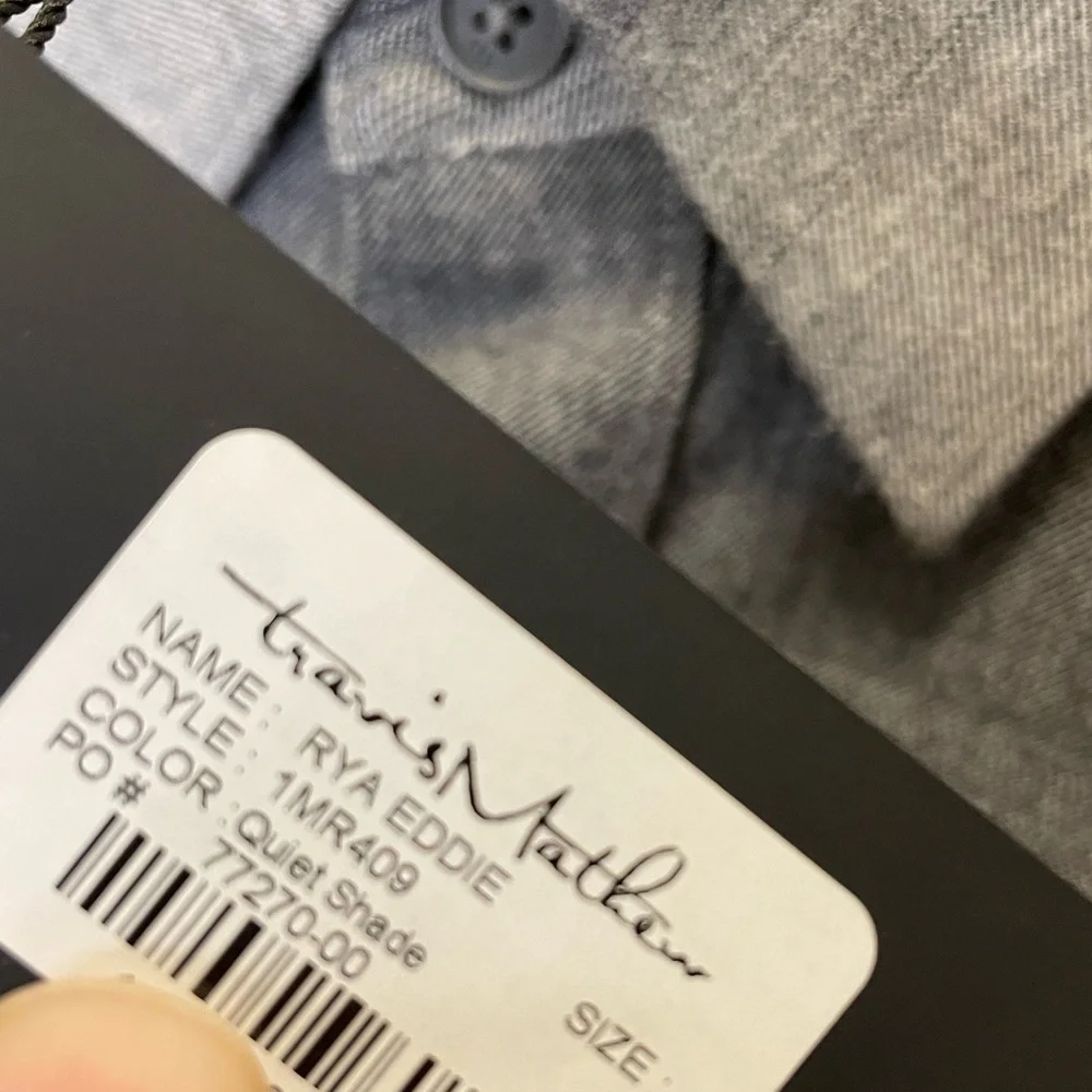 TravisMathew Rya Eddie Button Up Size L - Picture 4 of 5